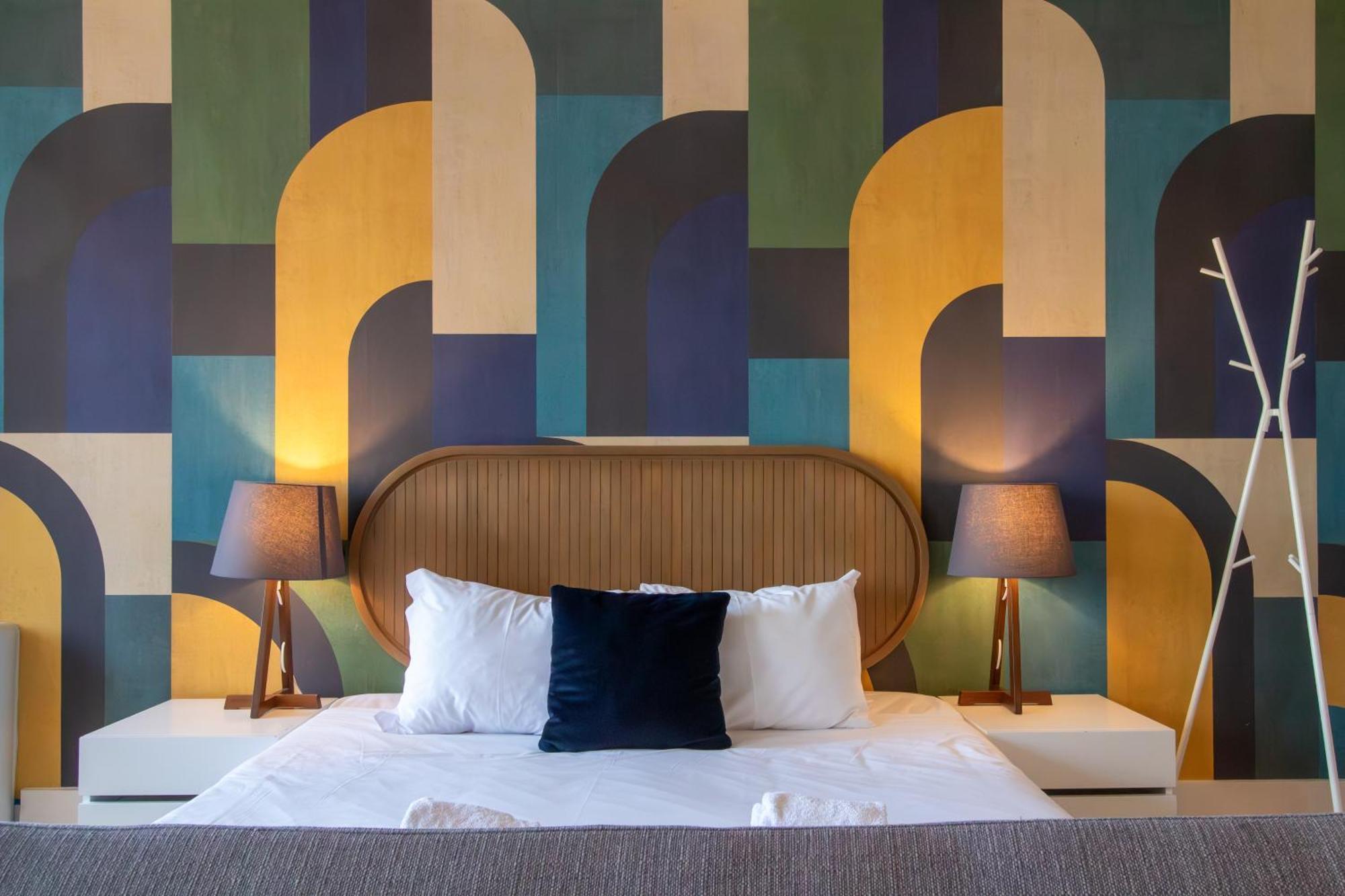Lovelystay - Dirk - Almada 4º F Porto
